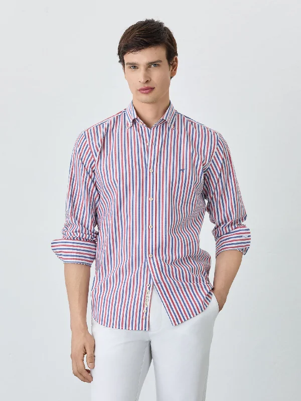 Slim Fit Shirt With Button Down Collar in BCI Cotton With Stripes