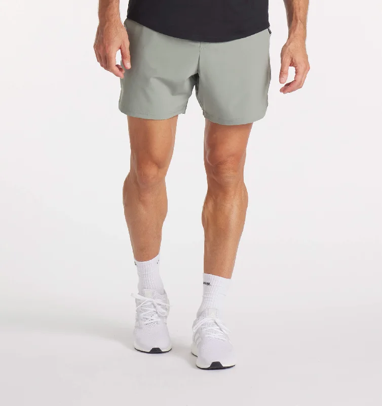 Stride Short [5.5"]